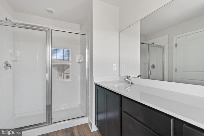 Building Photo - 5225 Manor Park Dr