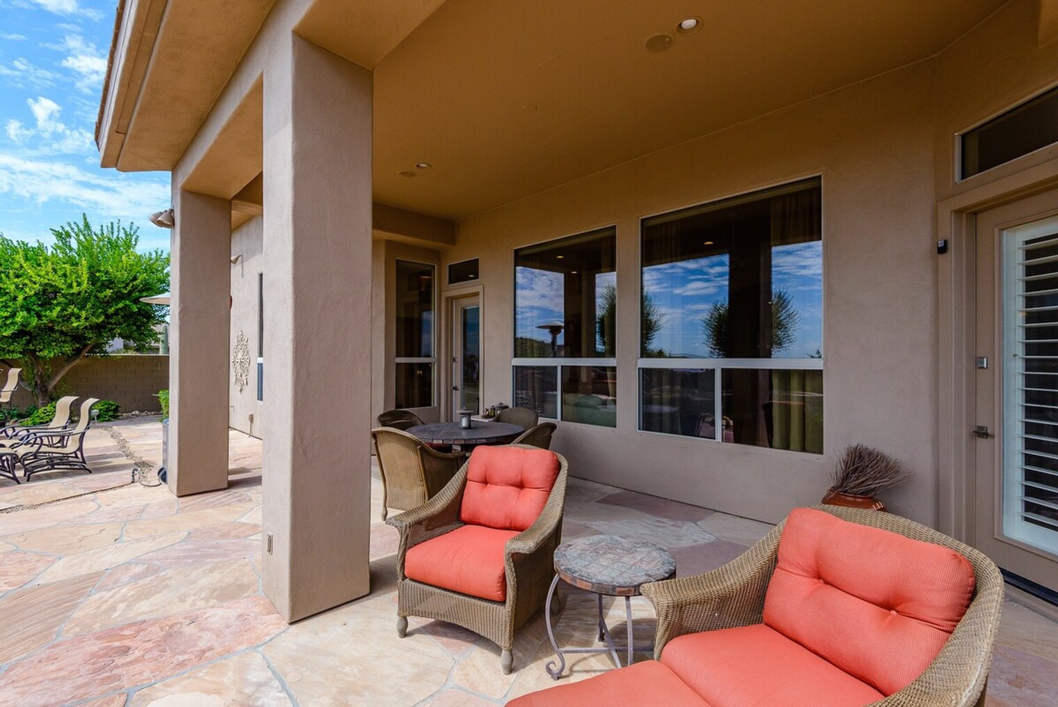 Building Photo - 14705 Canyoncrest Ct