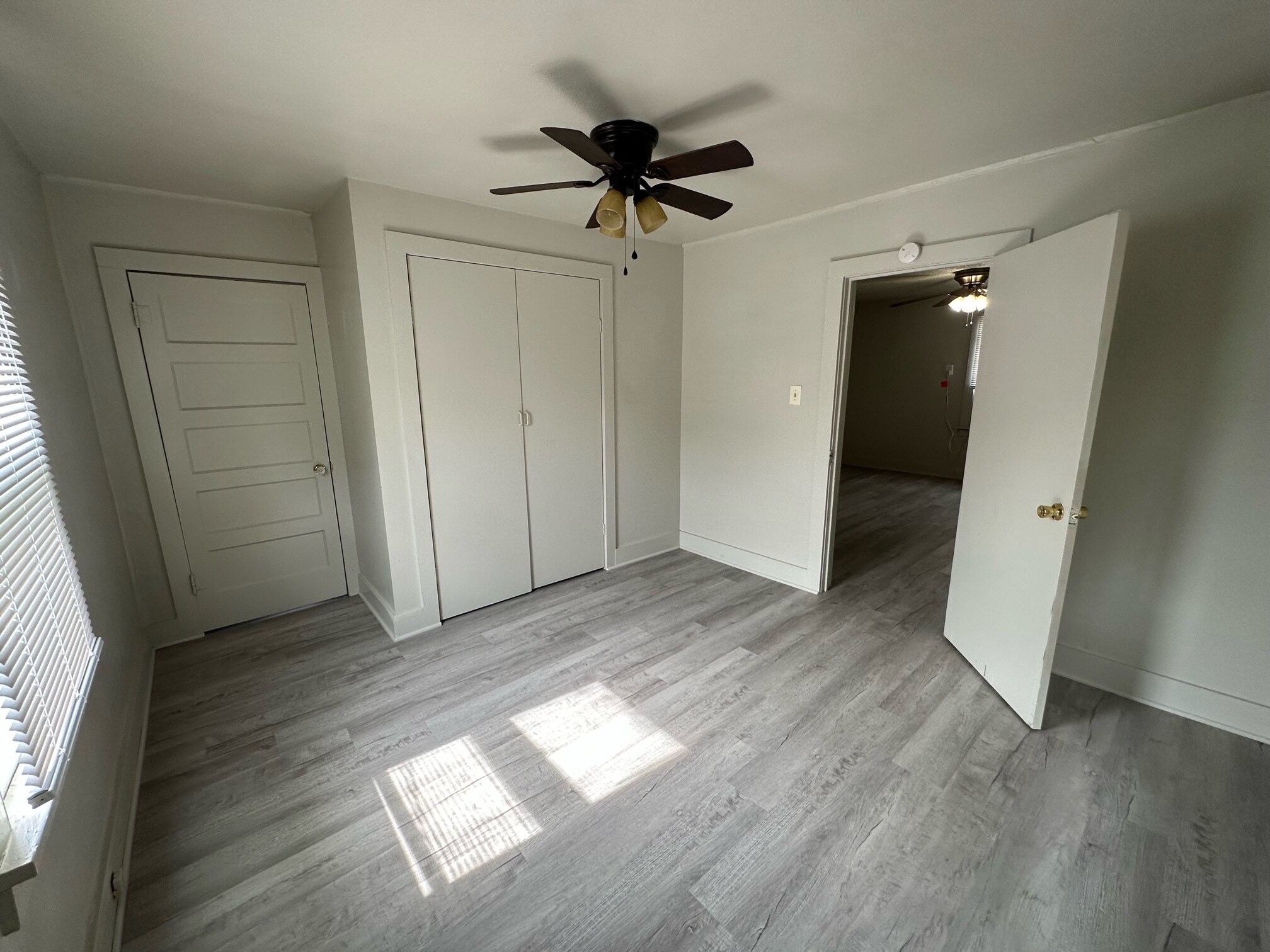 Building Photo - 405 Benham Ave