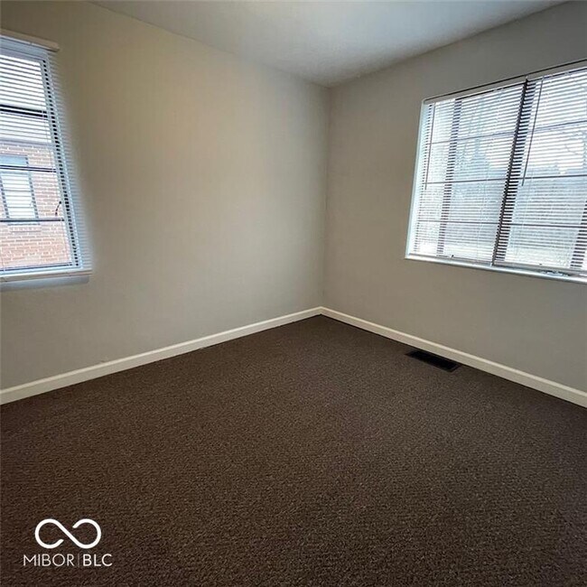 Building Photo - 73 W Westfield Blvd