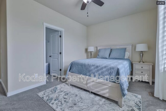 Building Photo - 1463 Kentucky Derby Way