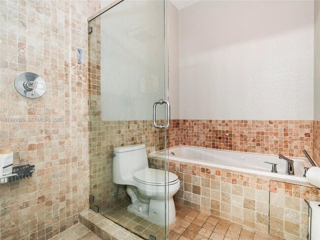 Building Photo - 835 NE 17th Way