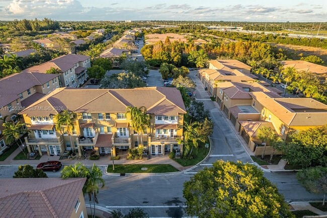 Building Photo - 14665 SW 9th St