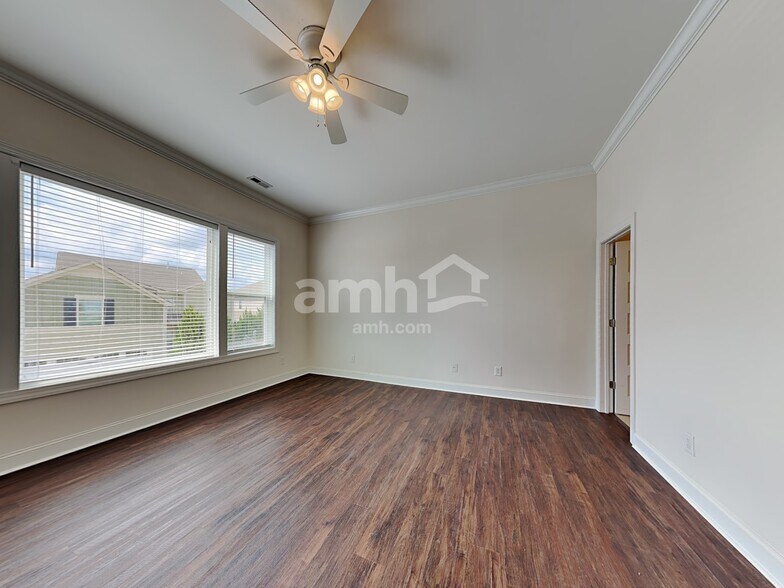 Building Photo - 332 Plott Hound Ln