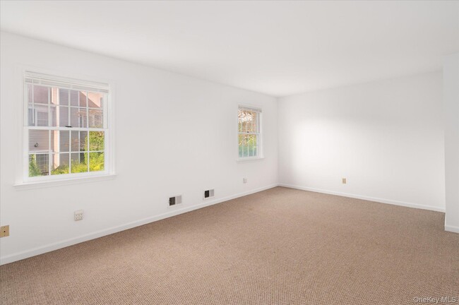 Building Photo - 46 Winterberry Cir