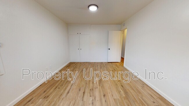 Building Photo - 1167 Orange Ave