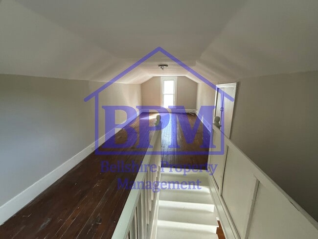 Building Photo - Charming 2-Bedroom Home in the Heart of Di...