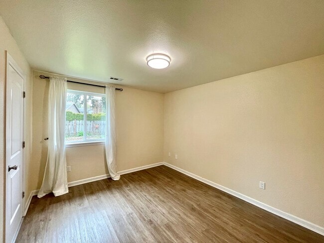 Building Photo - Great Home for rent