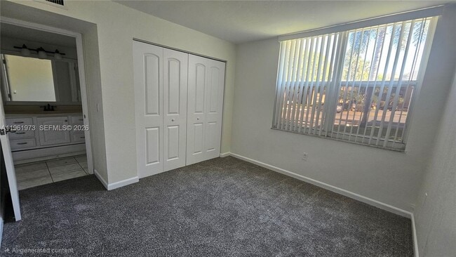 Building Photo - 9480 Tangerine Pl