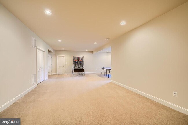 Building Photo - 1319 Martin Meadows Dr