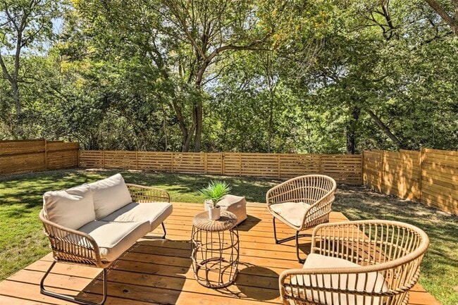 Building Photo - 6204 Wagon Bend