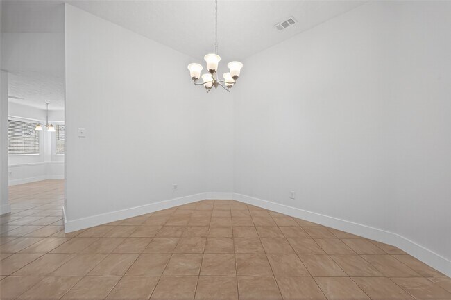 Building Photo - 18822 Yaupon Trail