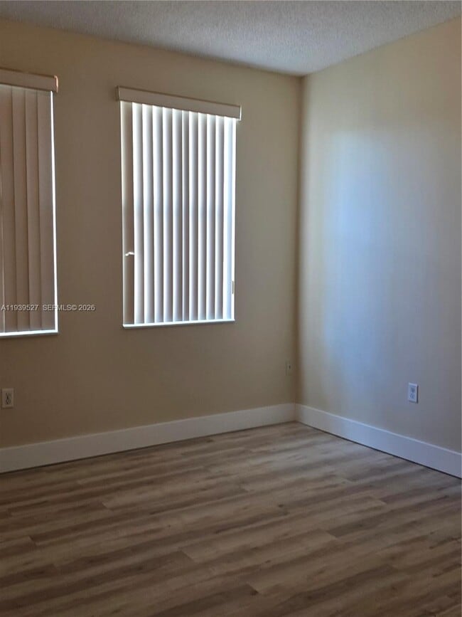 Building Photo - 2924 SW 26th St