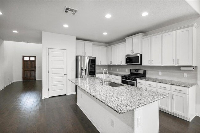 Building Photo - 405 Arrowhead Vine St