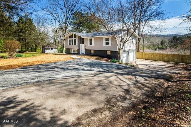 Building Photo - 106 Newport Dr