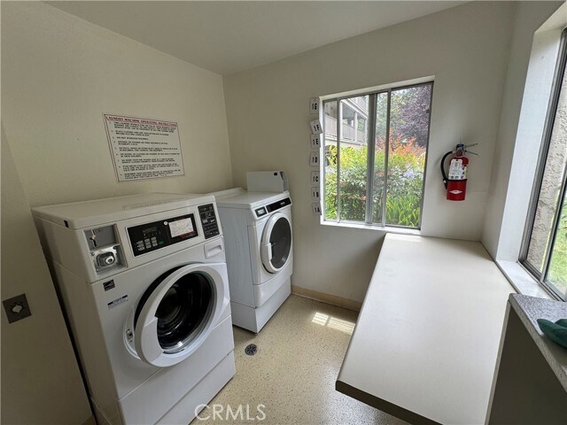 Building Photo - 4026 Calle Sonora Este