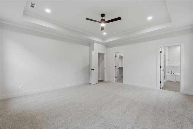 Building Photo - 1229 Bunker Dr