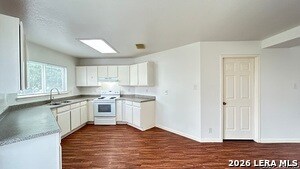 Building Photo - 5 Stager Hills