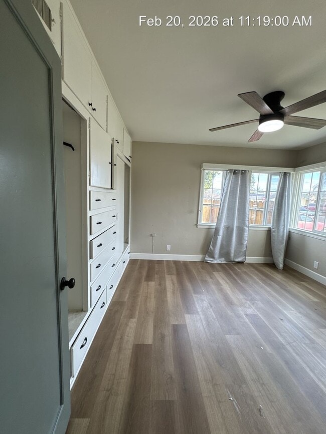 Building Photo - Dinuba Home Coming Soon!