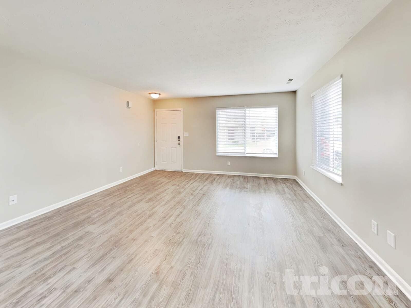 Building Photo - 6633 Dunsdin Dr