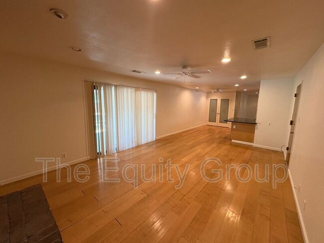 Building Photo - 1782 N Klein Ave