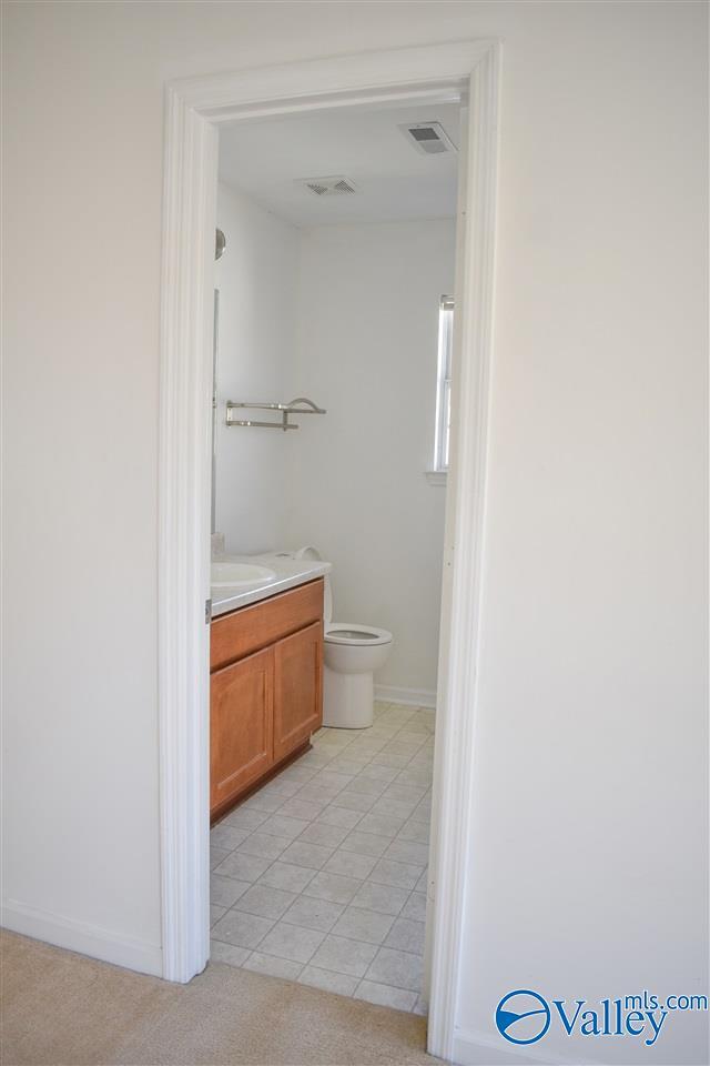 Building Photo - 120 Grey Fawn Trail