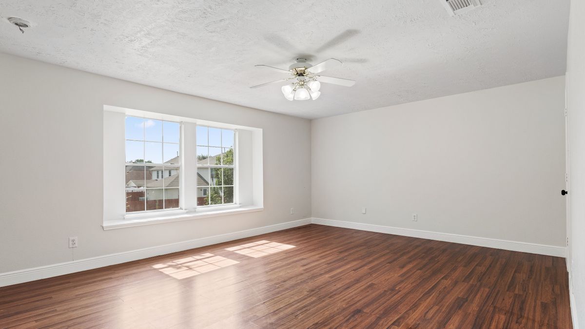 Building Photo - 4602 Garden Meadow Dr
