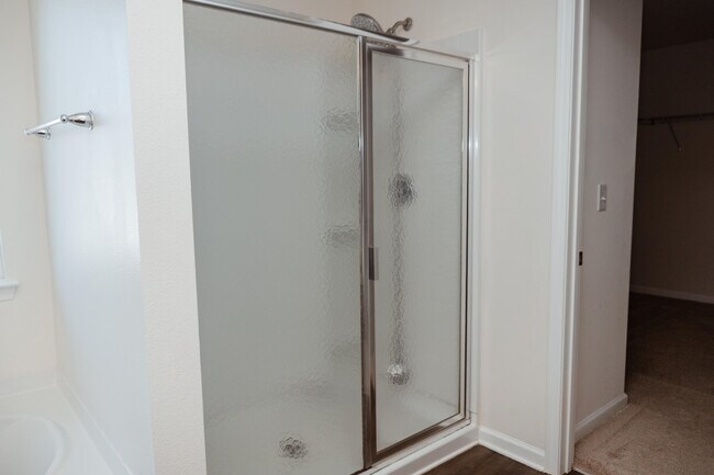 Building Photo - 4624 Plover Dr