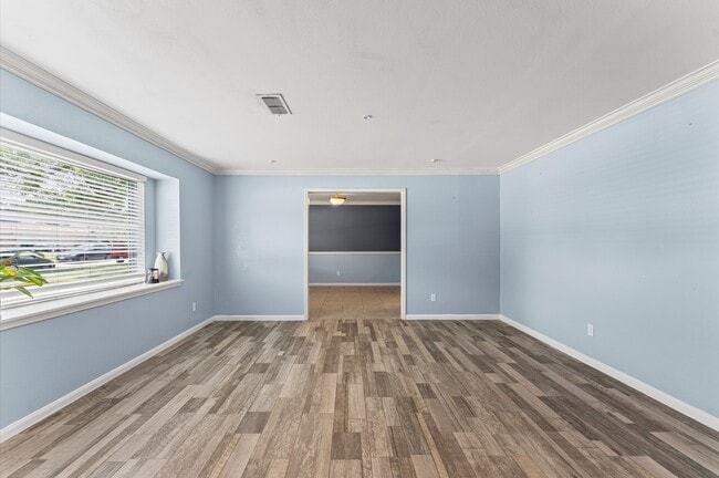 Building Photo - 427 Whitecap Dr