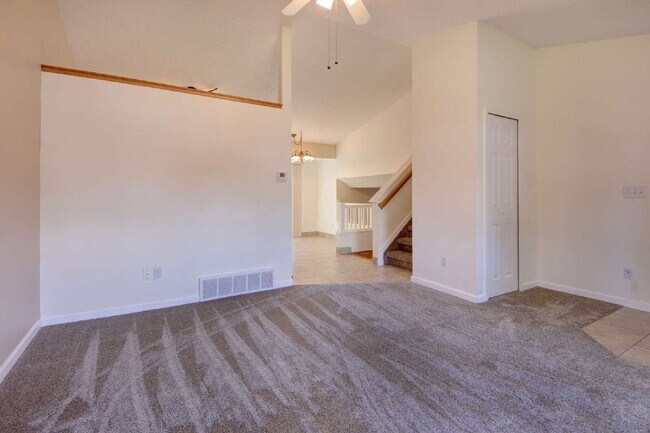 Building Photo - Charming Colorado Springs Rental in Top Ra...
