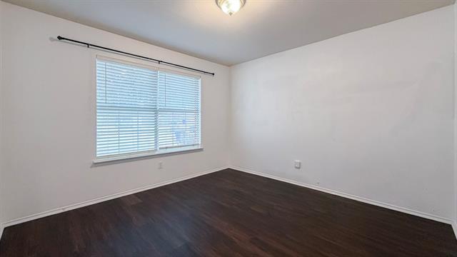 Building Photo - 1213 Maple Terrace Dr