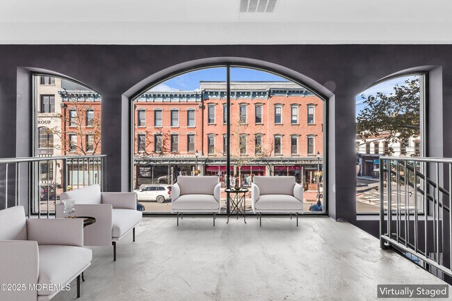 Building Photo - 7 Broad St