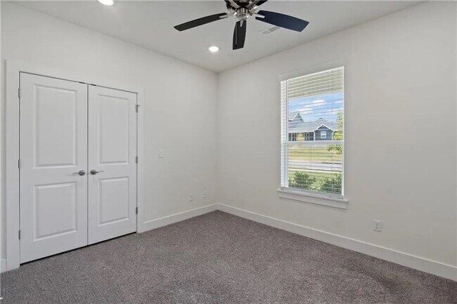 Building Photo - New Beginnings Start At AMRR: Beautiful Newer Construction Home in Prairie Grove