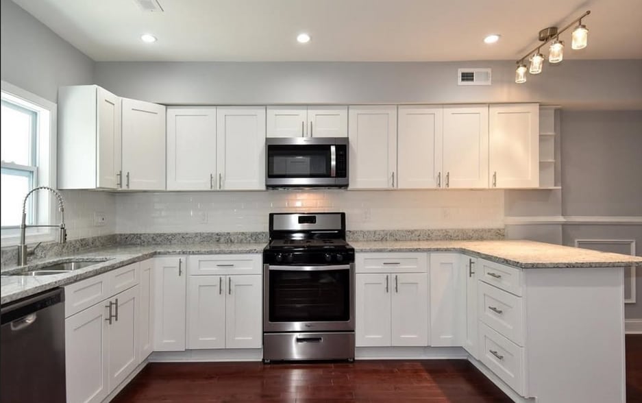 Kitchen - 1373 Downing St NE