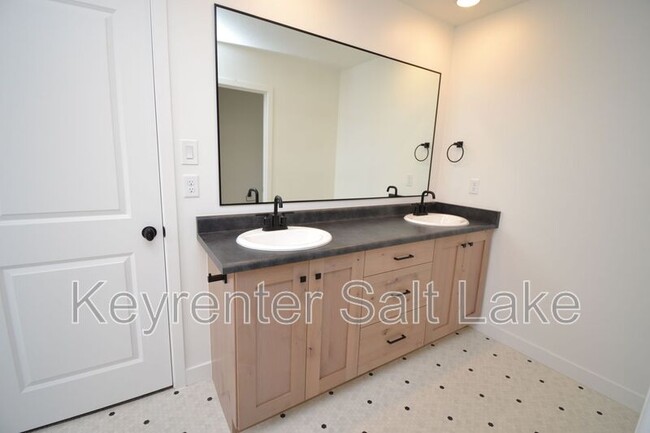 Building Photo - 4234 Anasazi Park Ct