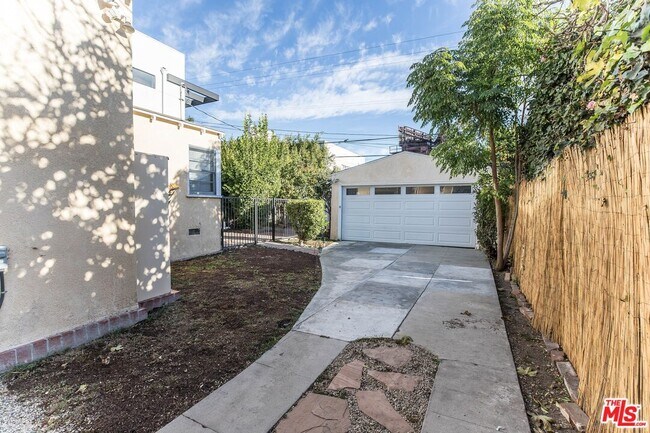 Building Photo - 2230 Midvale Ave