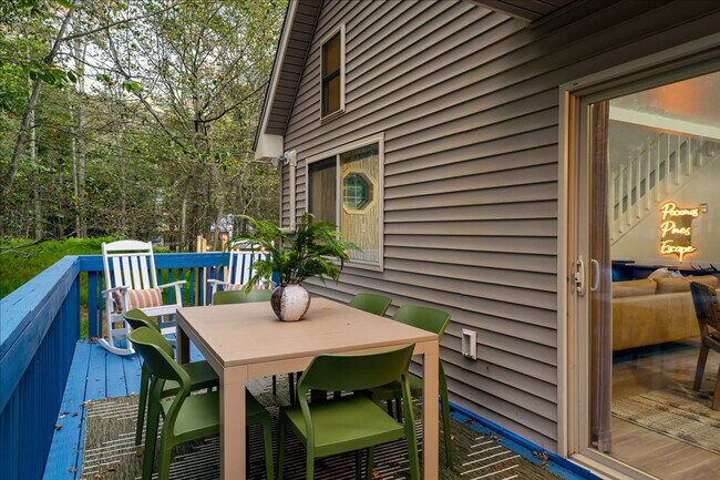 Building Photo - 109 Rising Sun Ct