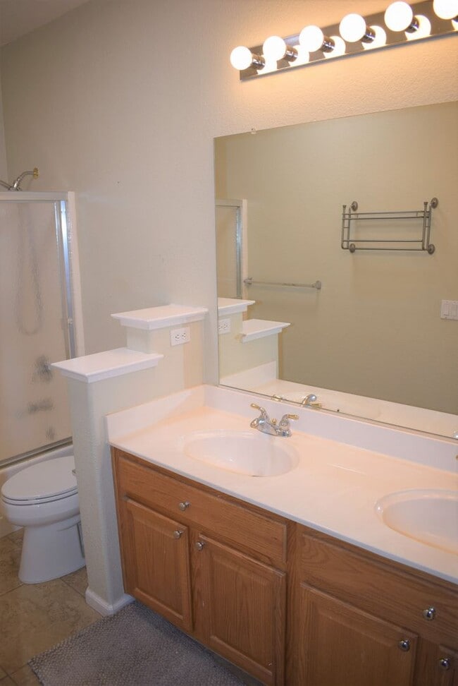 Building Photo - 9289 Winding Brook Way