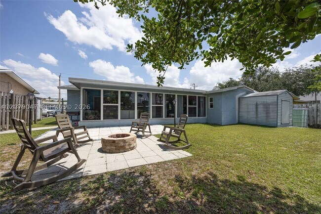 Building Photo - 8350 NW 27th Pl