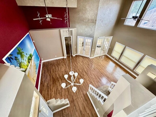 Building Photo - 5121 Fairway 1 Dr