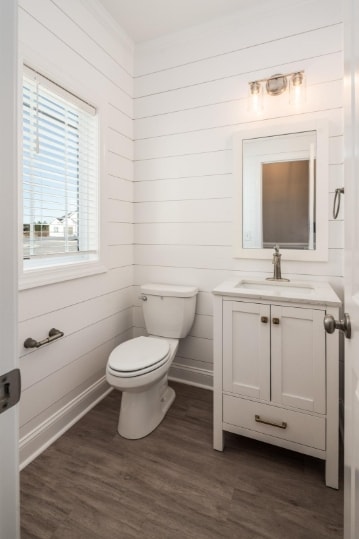 Building Photo - 4511 Laurel Rdg Dr