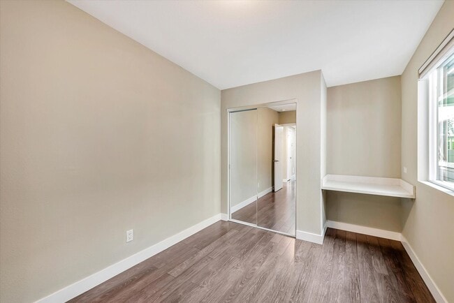 Building Photo - Modern Elegance & Effortless Style l 4BR Santa Clara Home