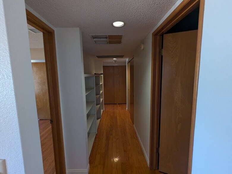 Building Photo - 2645 Anza Trl