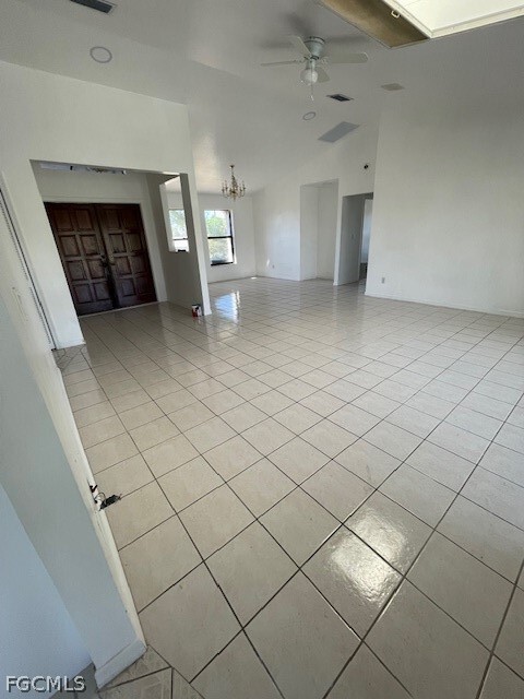 Building Photo - 3425 SE 10th Ave