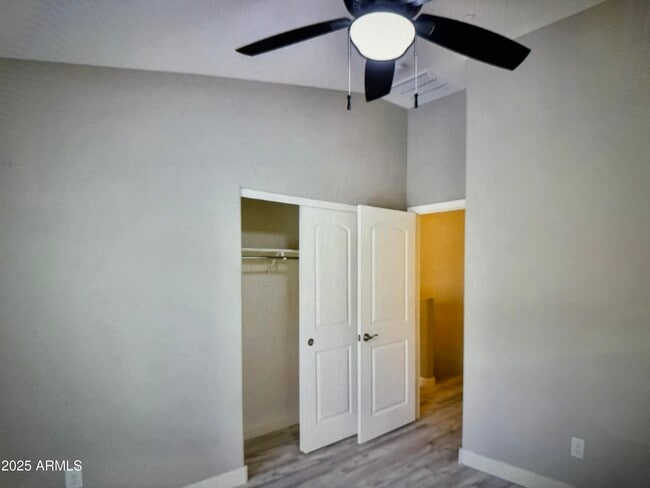 Building Photo - 2150 W Alameda Rd