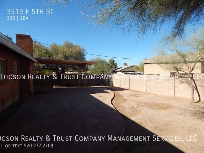 Building Photo - In the heart of Tucson, your new home awaits,