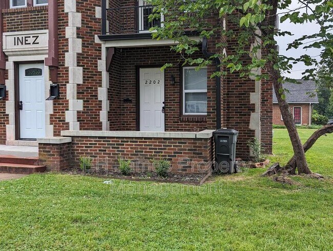 Primary Photo - 2202 E 7th St
