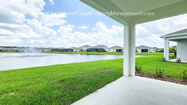 Building Photo - BRAND NEW! OUTSTANDING 3 BED/2 BATH VILLA ...