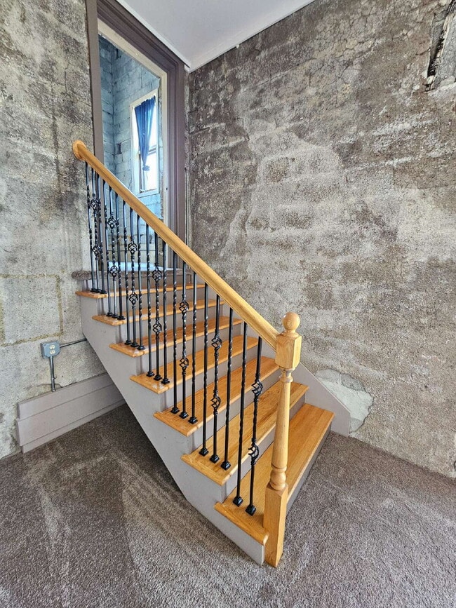 Building Photo - Unique 2 Bedroom Downtown Mount Clemens Loft with Updated Kitchen, Spacious Living Room, Balcony ...