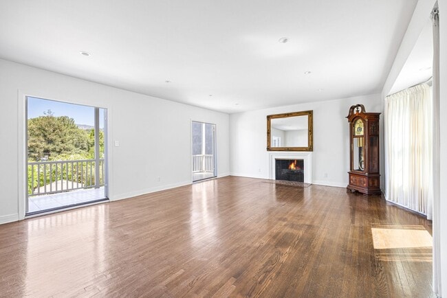 Building Photo - Stunning, remodeled rental in Historic Fra...